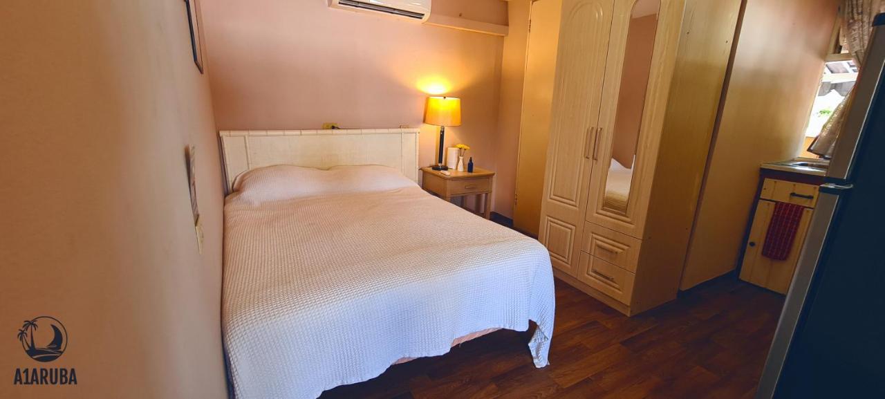 A1 Apartments Aruba Oranjestad Luaran gambar