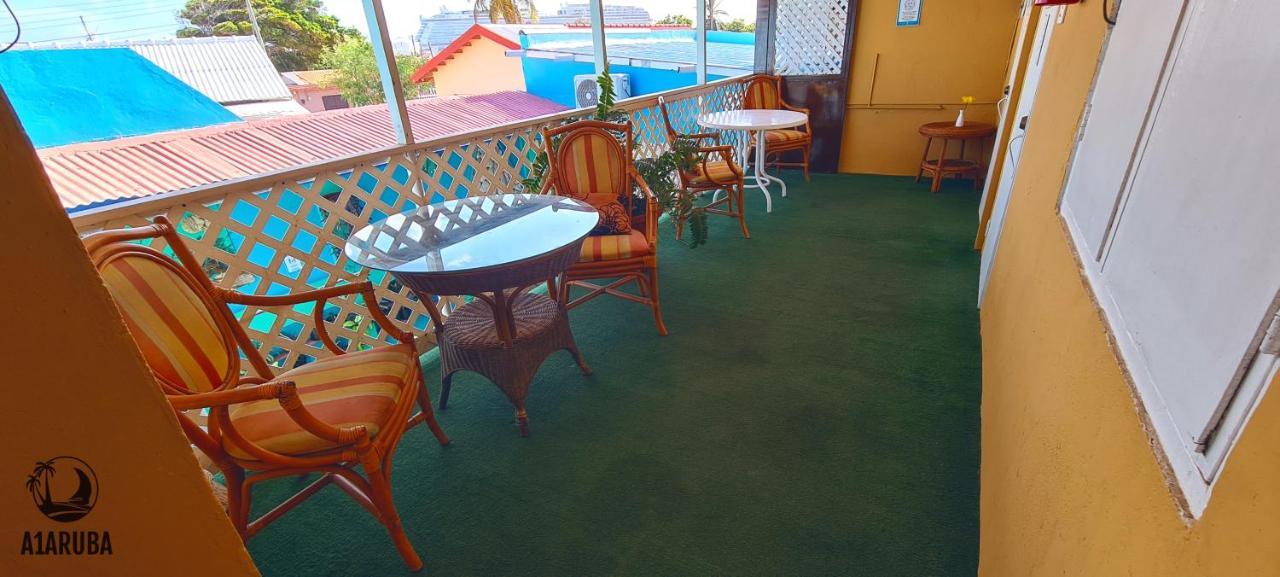 A1 Apartments Aruba Oranjestad Luaran gambar