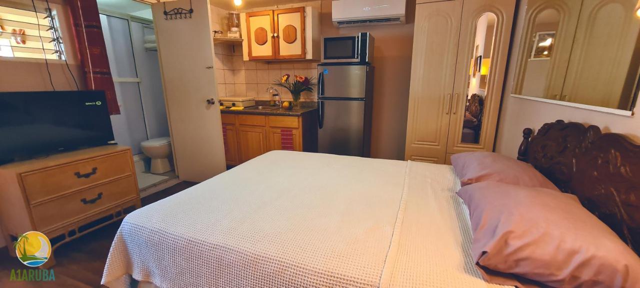 A1 Apartments Aruba Oranjestad Luaran gambar